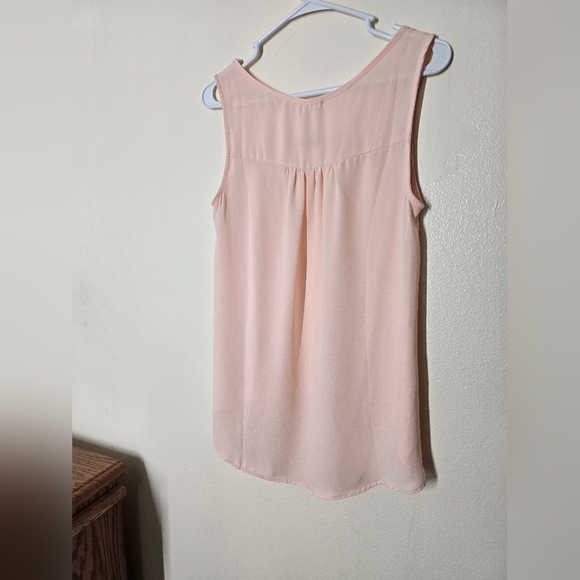 Pretty Good Pink Asymmetrical Sleeveless Tank Top - Picture 3 of 3